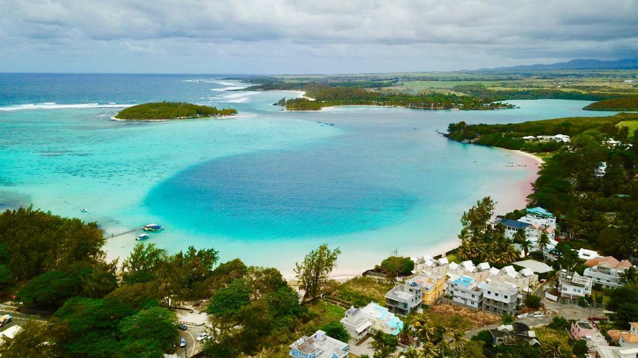 Villa Bella Charming Beachfront Guesthouse ブルー・ベイ エクステリア 写真