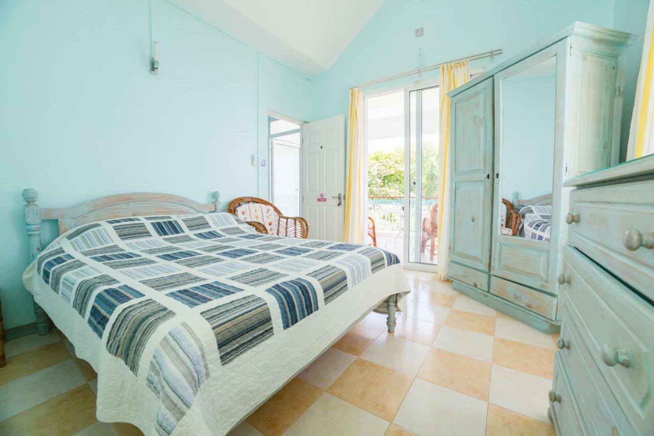 Villa Bella Charming Beachfront Guesthouse ブルー・ベイ エクステリア 写真