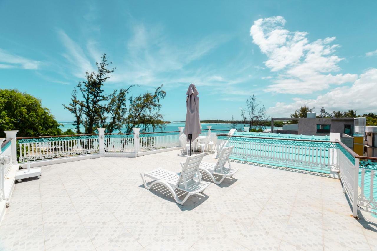 Villa Bella Charming Beachfront Guesthouse ブルー・ベイ エクステリア 写真