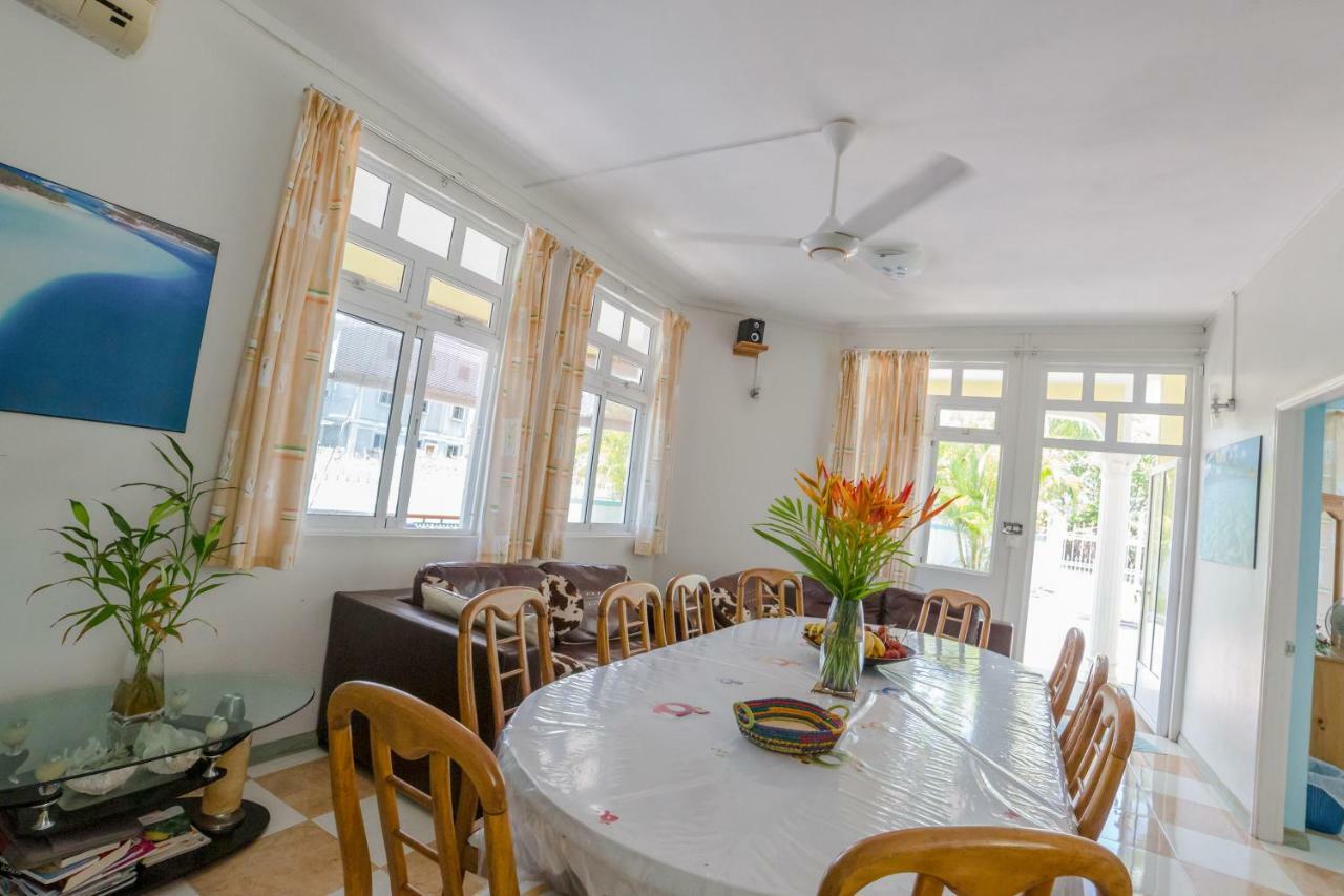 Villa Bella Charming Beachfront Guesthouse ブルー・ベイ エクステリア 写真