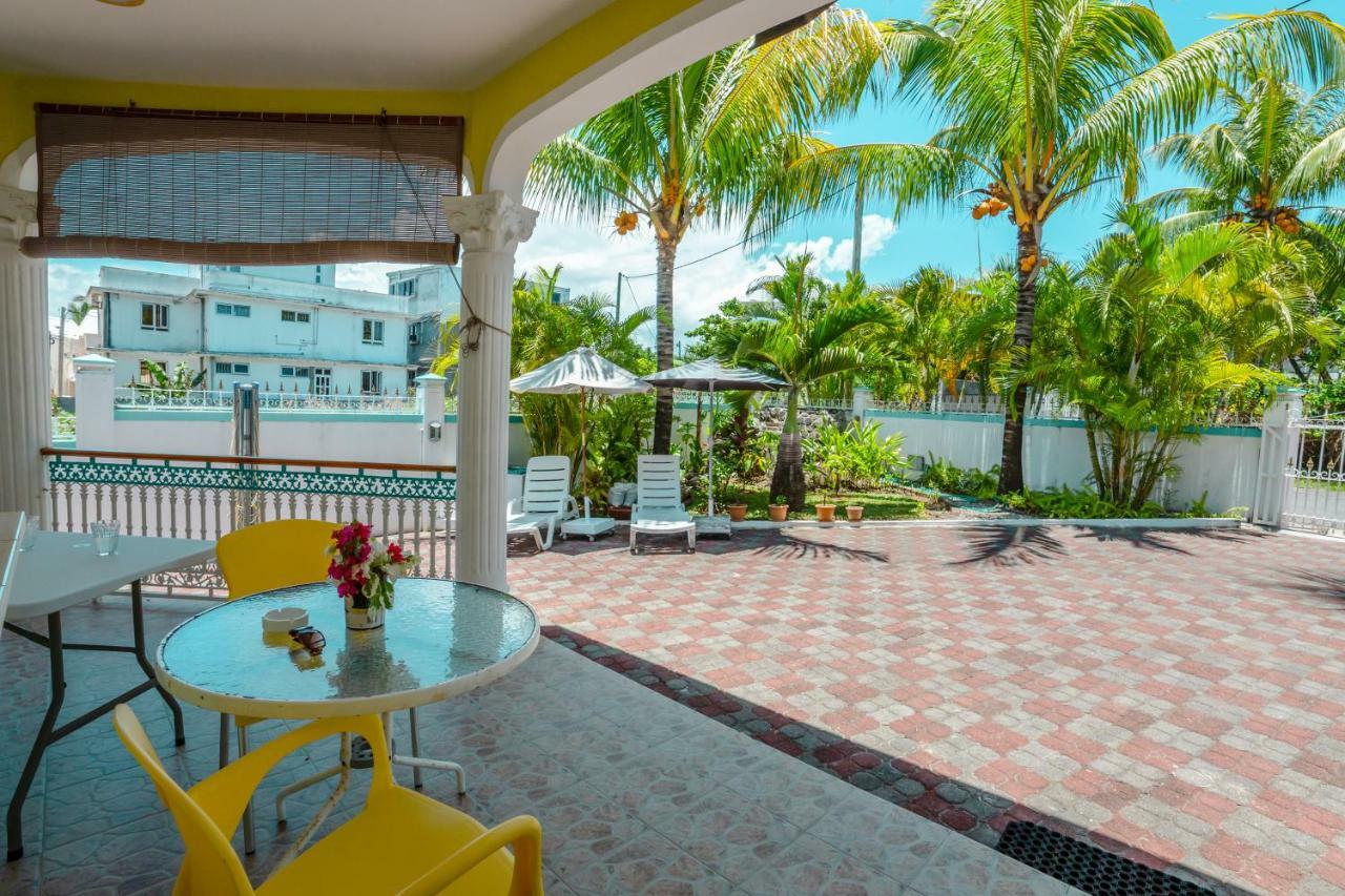 Villa Bella Charming Beachfront Guesthouse ブルー・ベイ エクステリア 写真